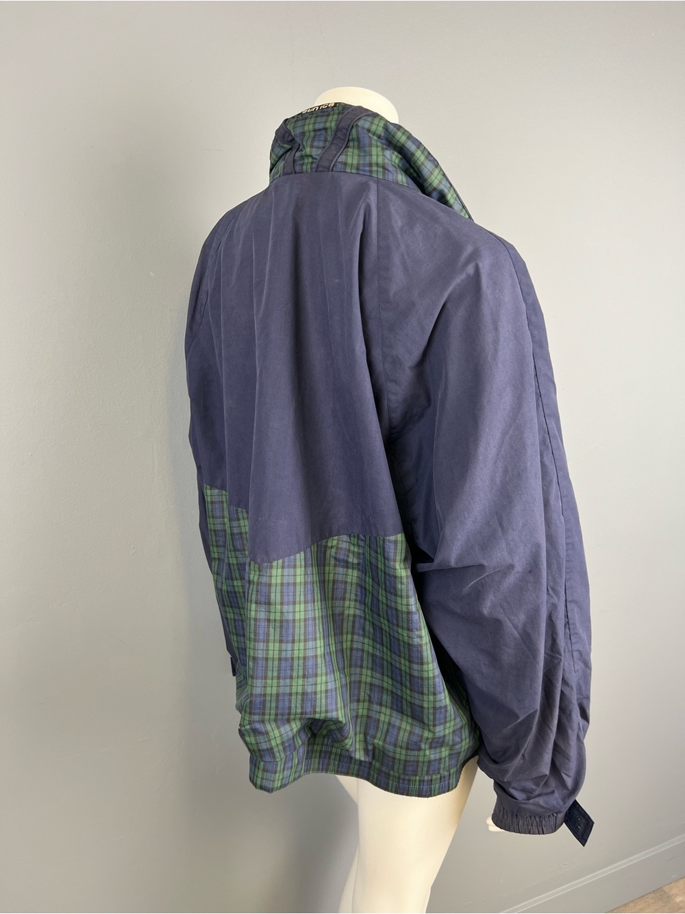 Vintage Men's Lightweight Navy Jacket with Green Plaid Trim- gore Tex